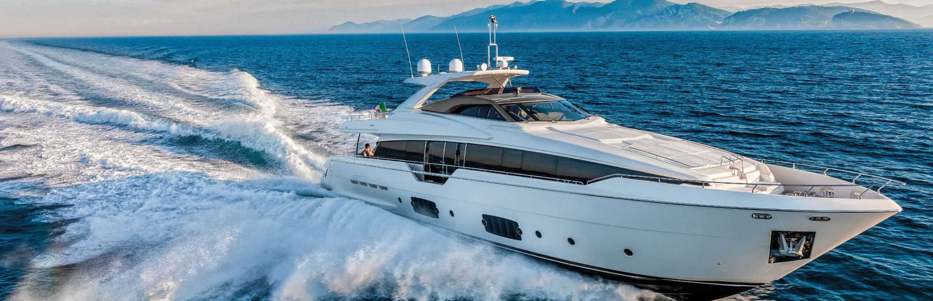 Flybridge Yachts For Sale 3