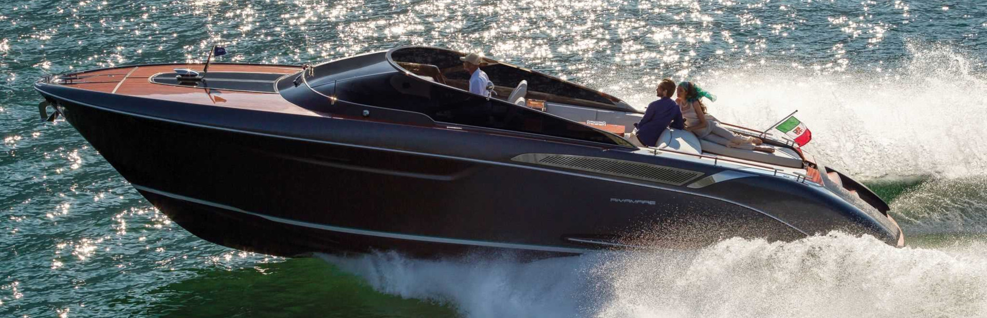 Riva 76' Perseo