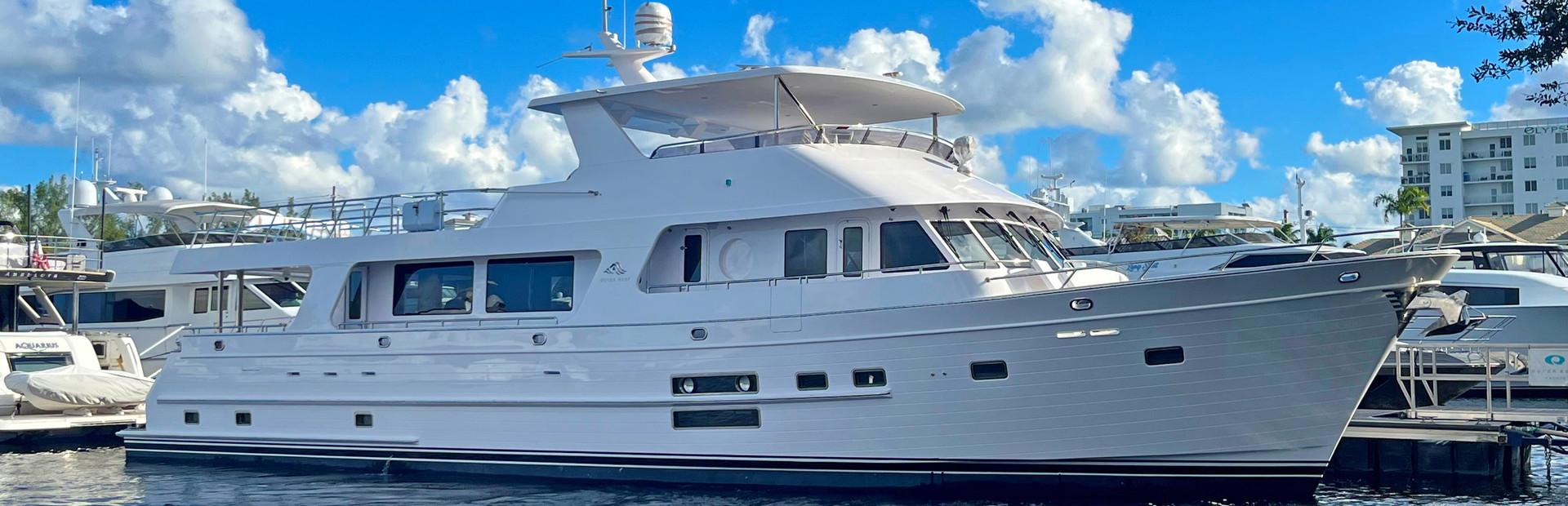 Outer Reef 830 Motoryachts For Sale