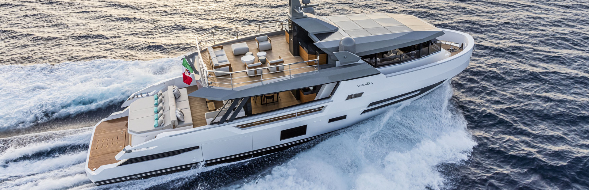 Arcadia Yacht Reviews, Yacht 1