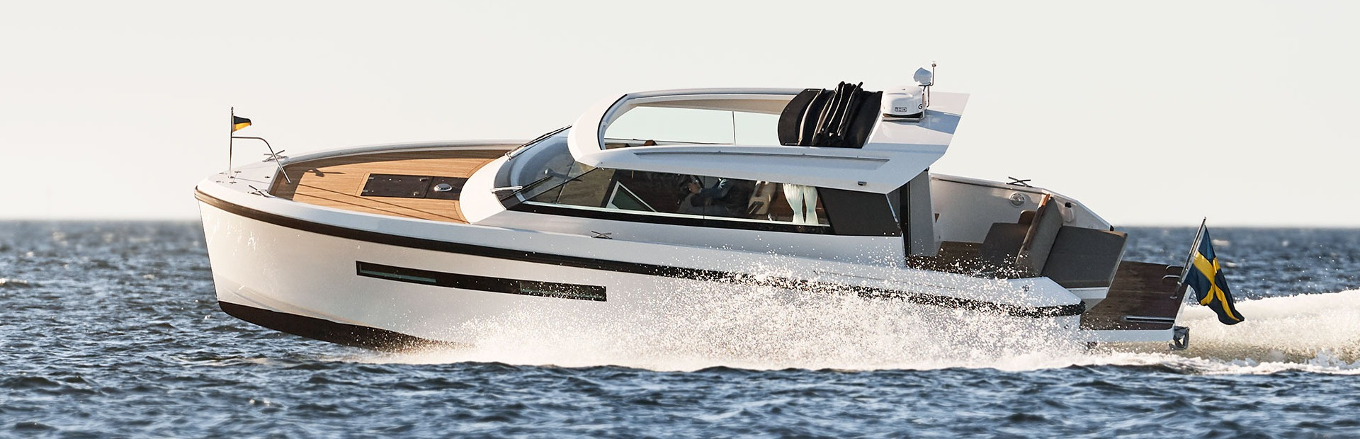 Delta Powerboats 33 Coupé Boats For Sale