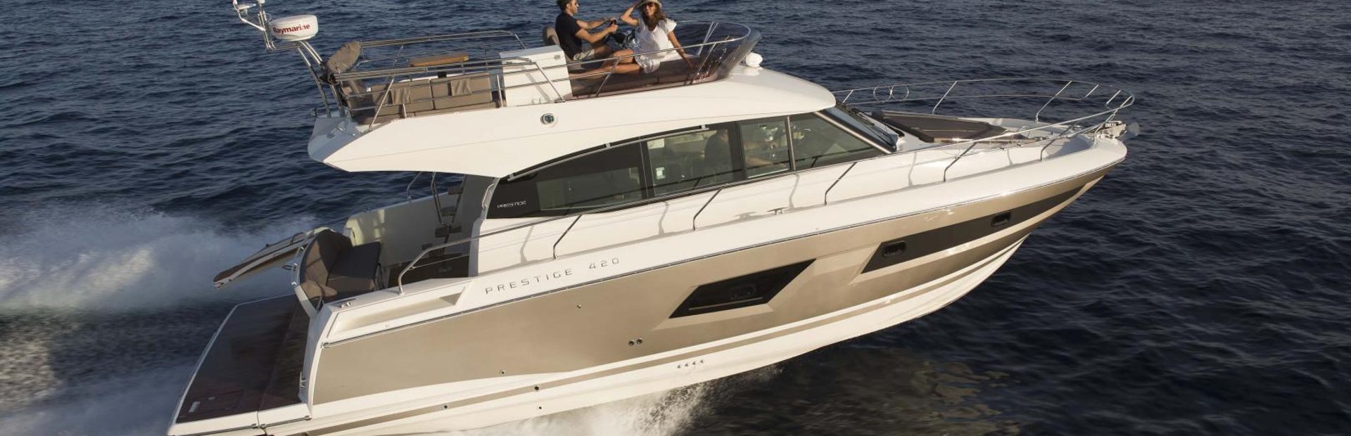 Prestige 420 Yacht (Gen 1, 2015 - 2019), Example 1