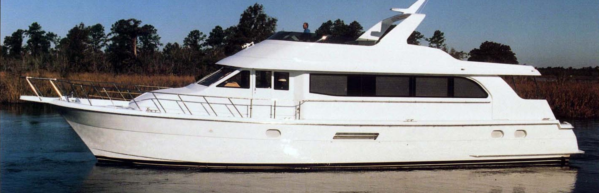 Hatteras 75 Cockpit Motor Yacht, Example 1