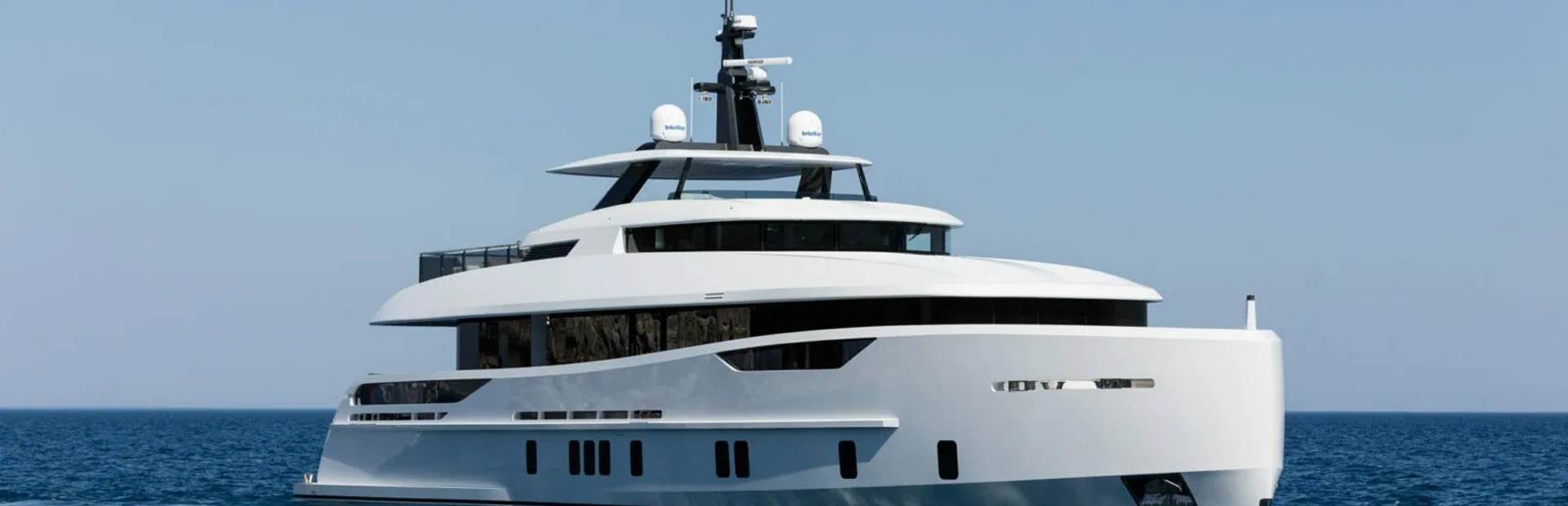 Alia Yachts, Example 1