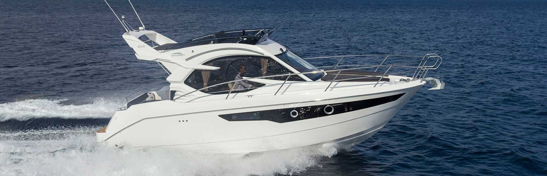 Galeon 300 Fly Boat, Example 1