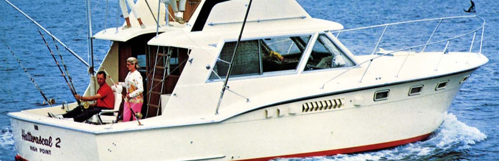 Hatteras 38 Convertible Yacht (Mk1, 1968 - 1972), Example 1