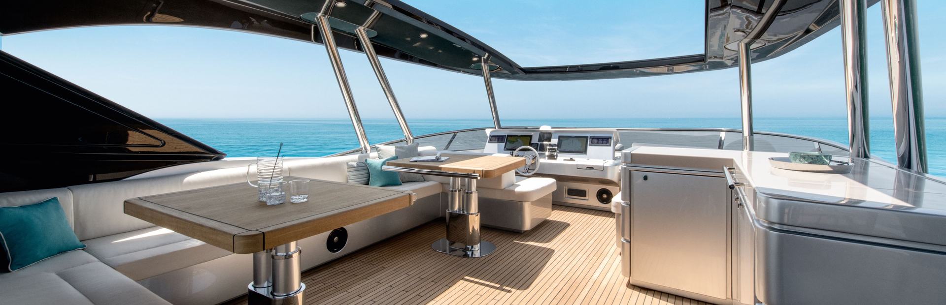 Monte Carlo Yachts MCY Yachts, Example 7