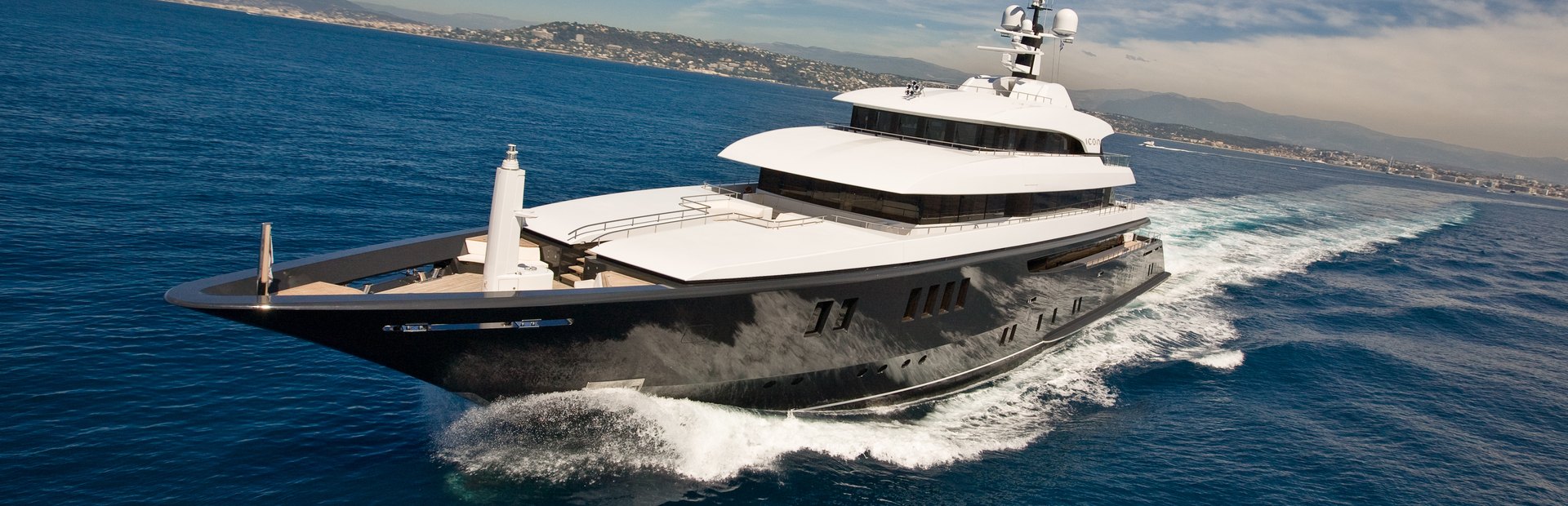 Icon Yachts, Example 1