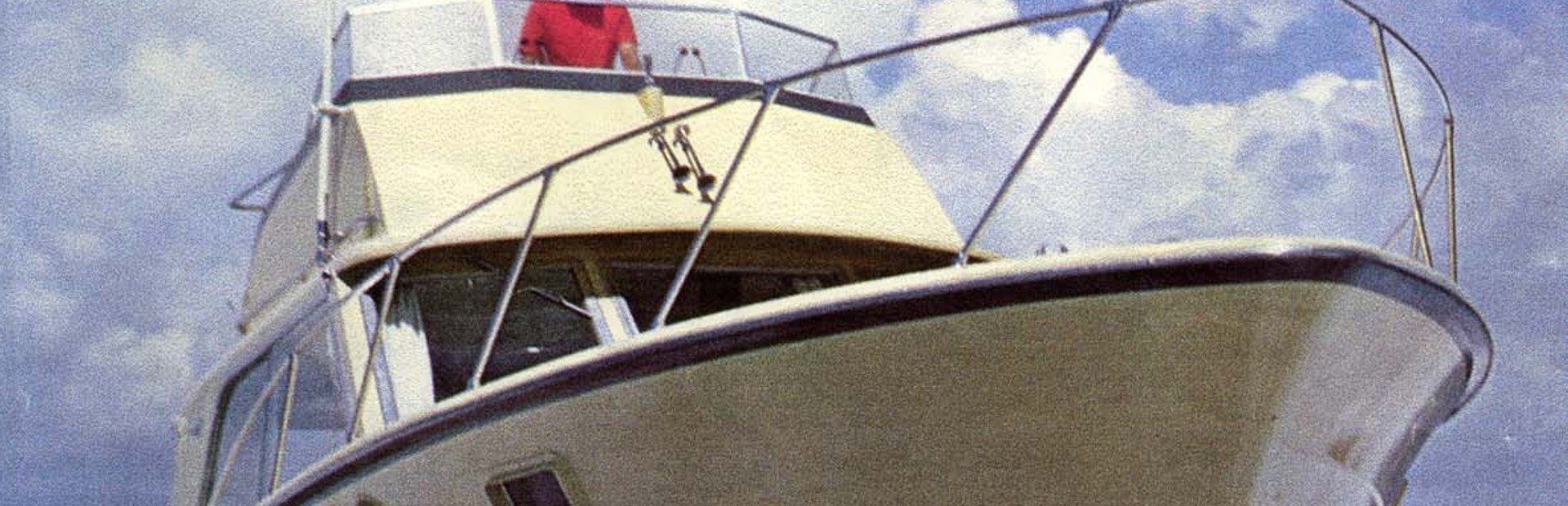 Hatteras 36 Convertible Yacht (Gen 1, 1969 - 1977), Example 1