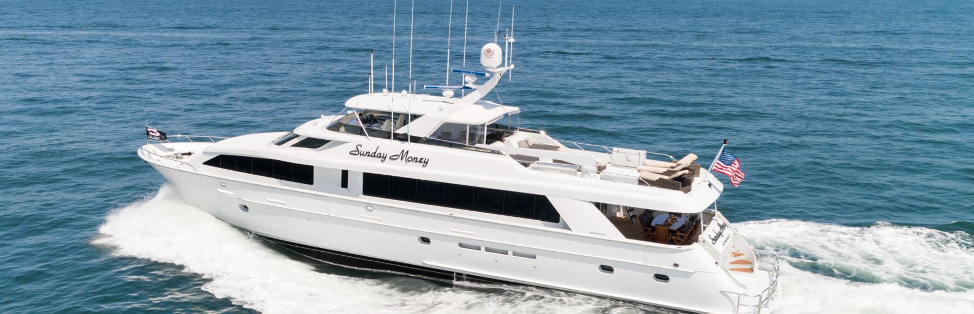 Hatteras 100 Motoryacht, Example 1