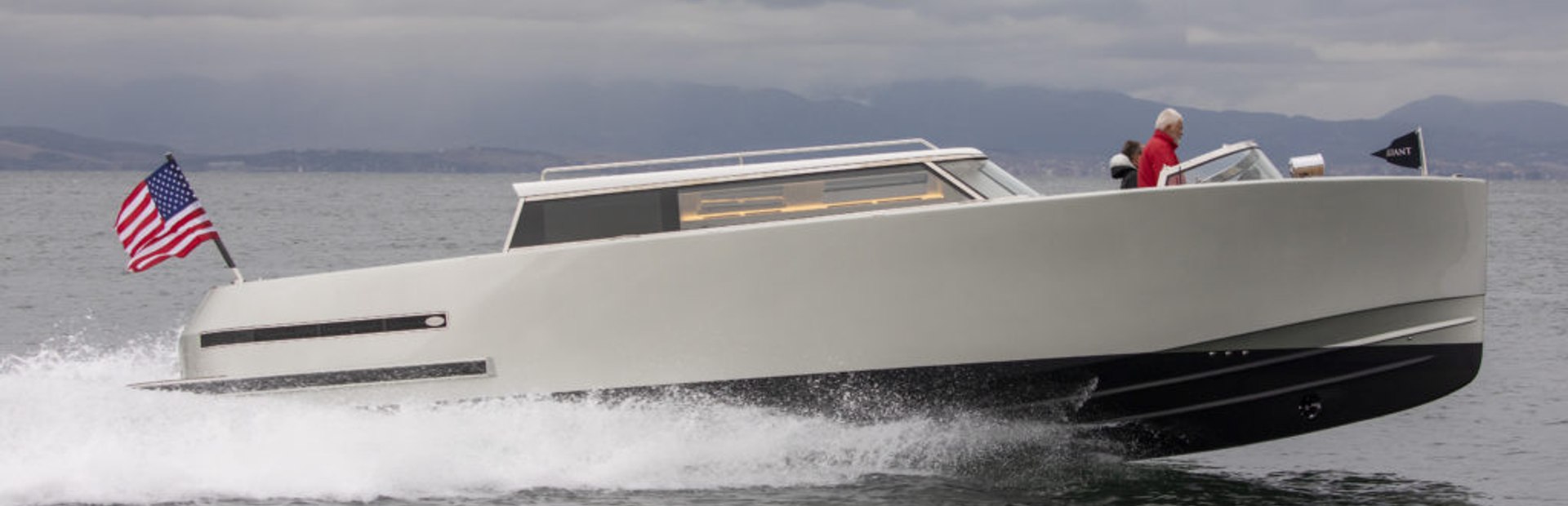                                                 Reliant Yachts   X40T Limousine Tender
                                            