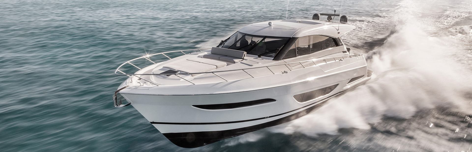 Maritimo X Series Yachts, Example 1