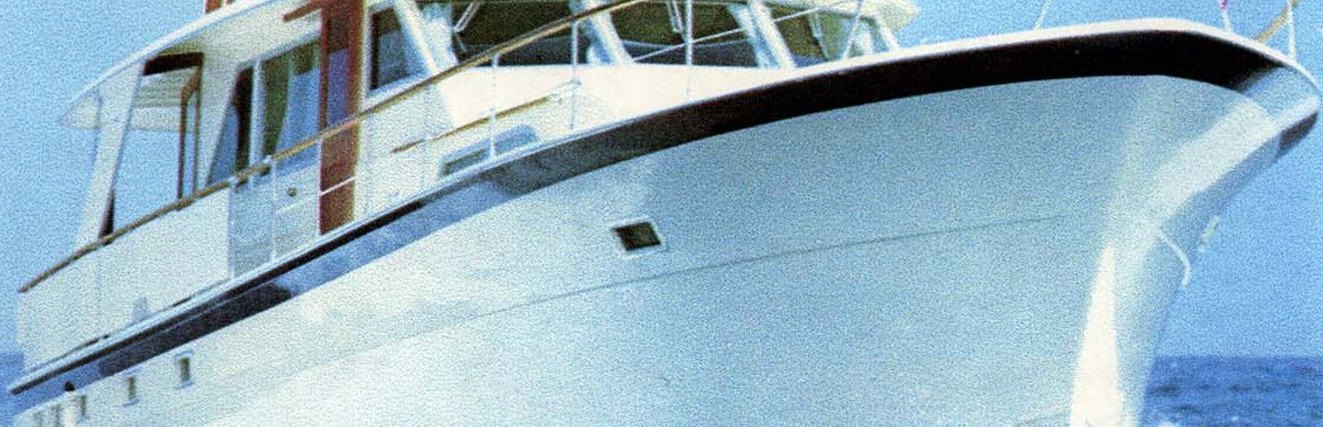 Hatteras 53 Motoryacht, Example 1