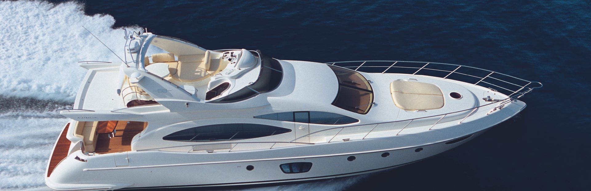 Azimut 68 Evolution Yacht (Gen 2, 2004 - 2010), Example 1