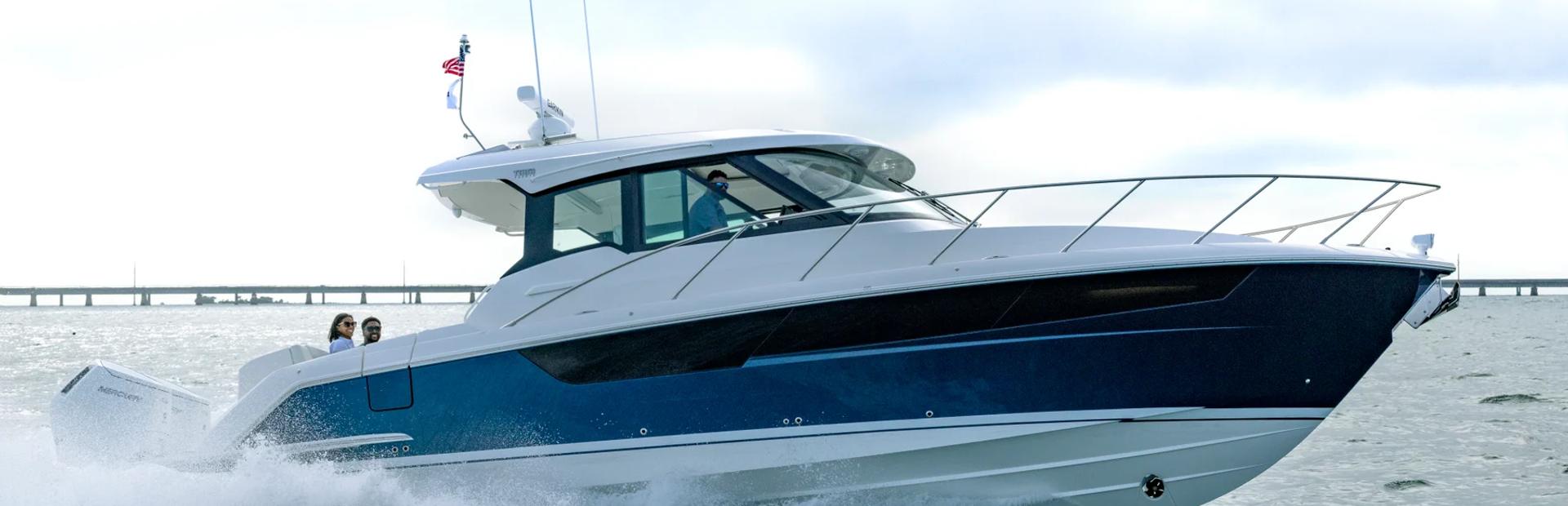 Tiara 39LE Yacht, Example 1