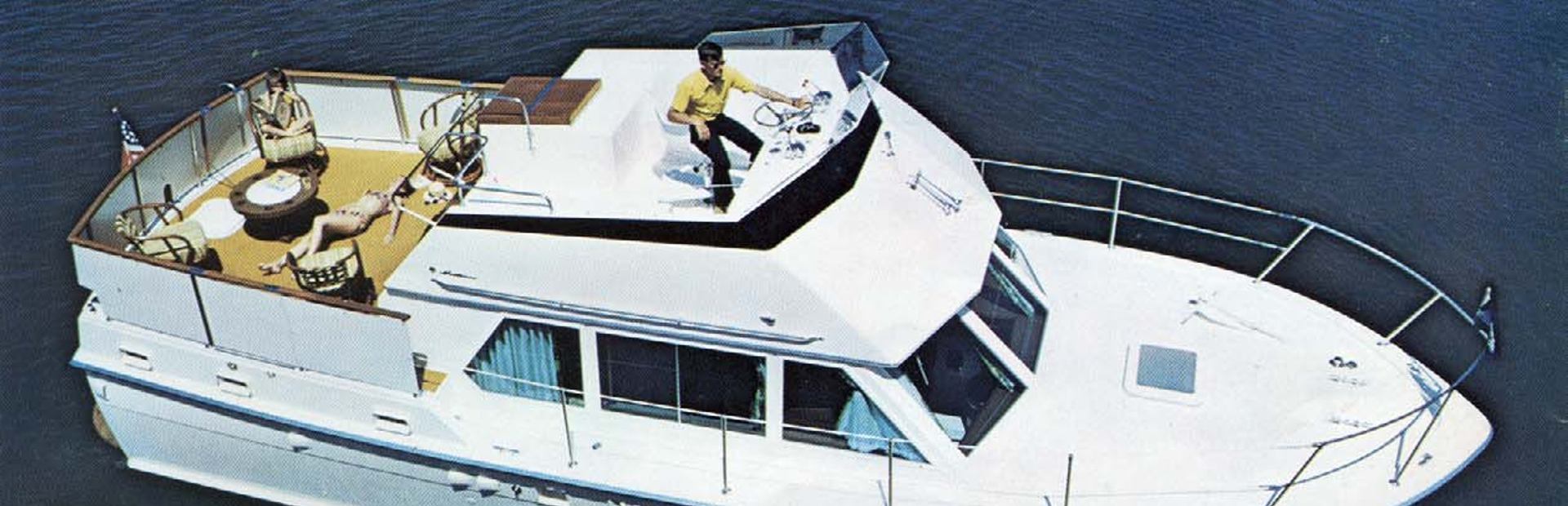 Hatteras 38 Flybridge Double Cabin Yacht, Example 1