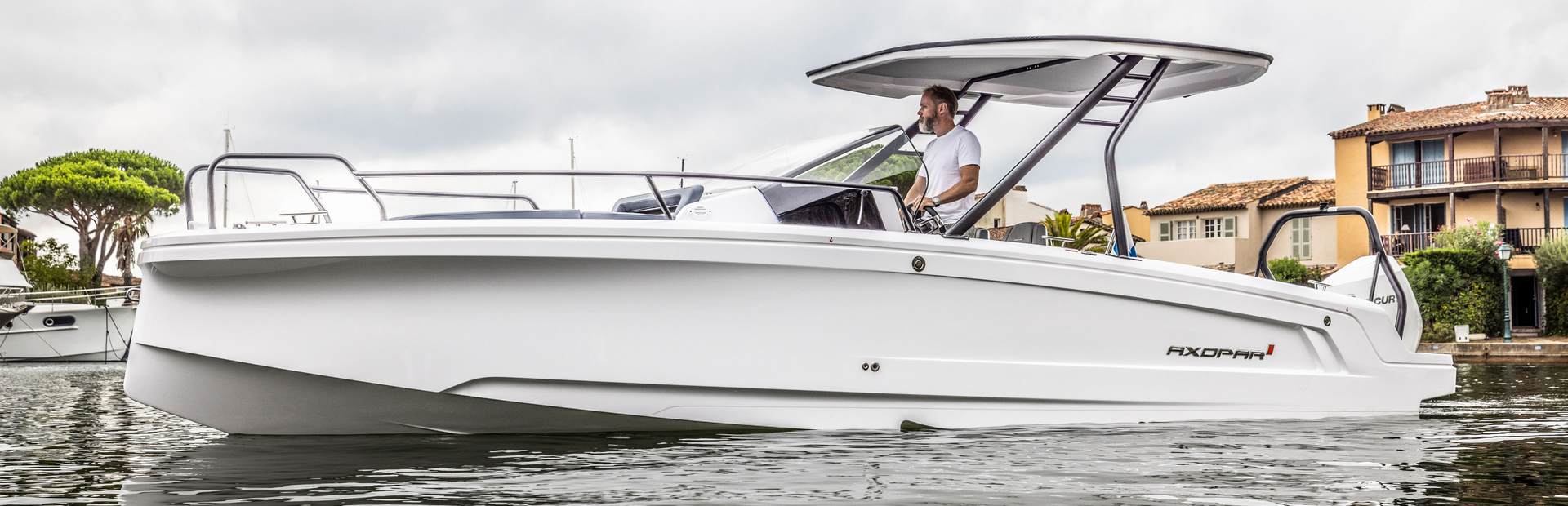 New &amp; Used Axopar 25 Range Boats, Example 1