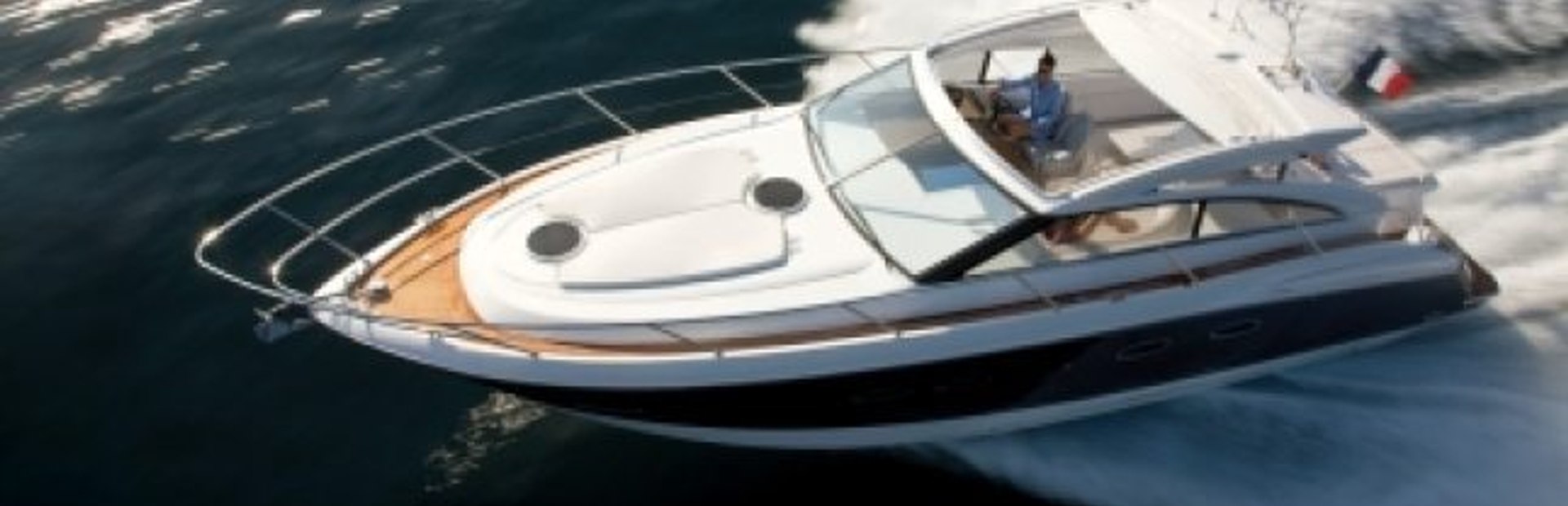 Princess V42 Yacht (Mk3, 2009 - 2015), Example 1