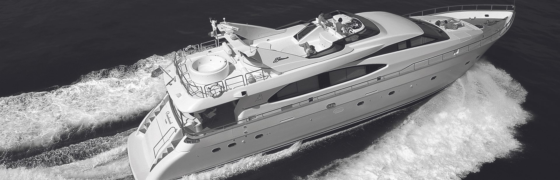 Azimut 85 Ultimate Yacht (Gen 1, 1998 - 2004), Example 1