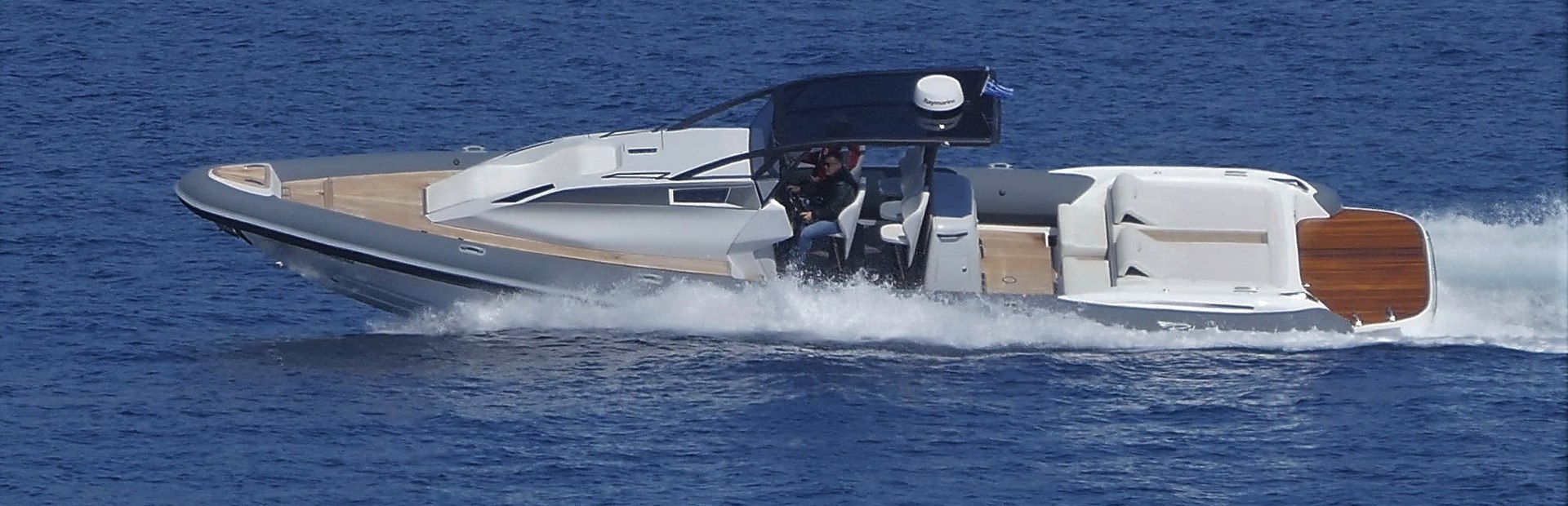 Ribco Venom 44 Cabin Sterndrive Tenders, Example 1