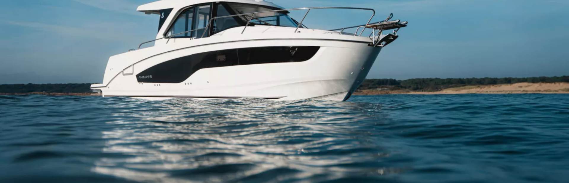 Beneteau Yachts Antares 9 Boat, Example 1