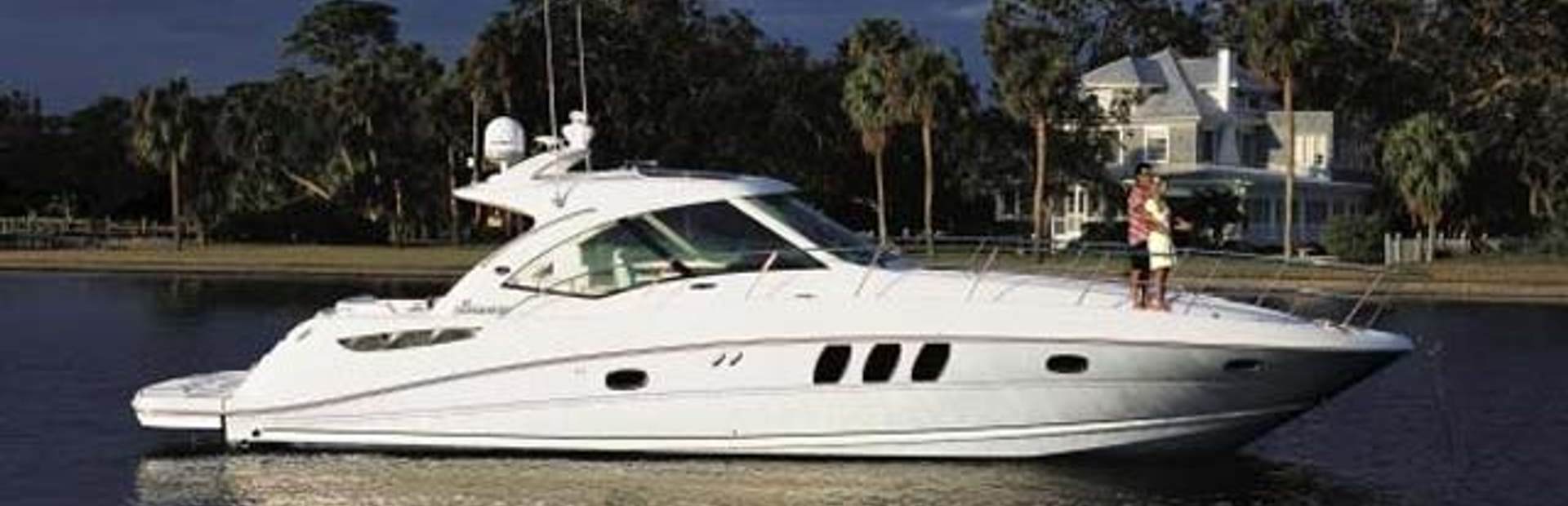 Sea Ray 48 Sundancer Yacht, Example 1