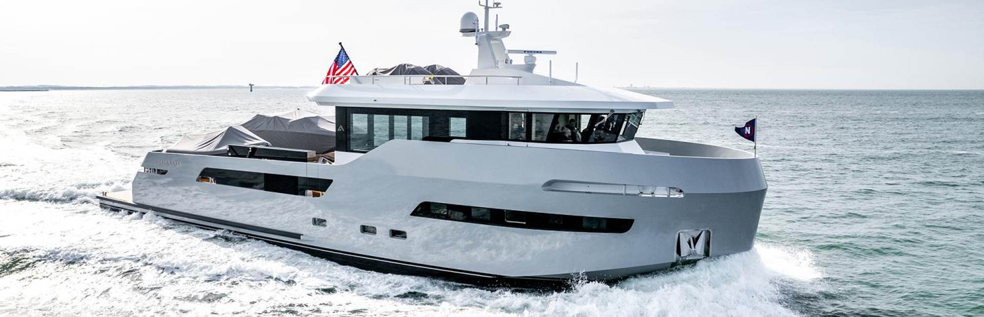 Outer Reef 27 Crossover Yacht, Example 1