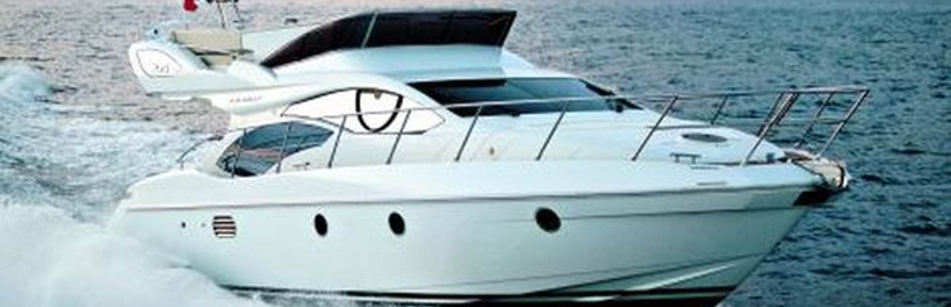 Azimut 40 Yacht (Gen 1, 1995 - 2004), Example 1