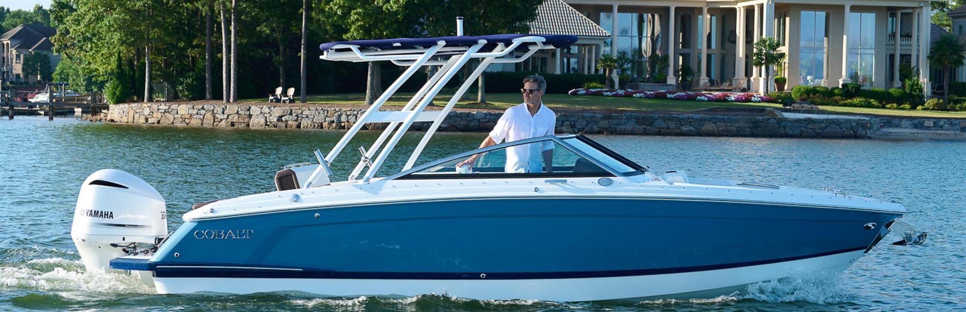 Cobalt Boats R4 OB Boat, Example 1