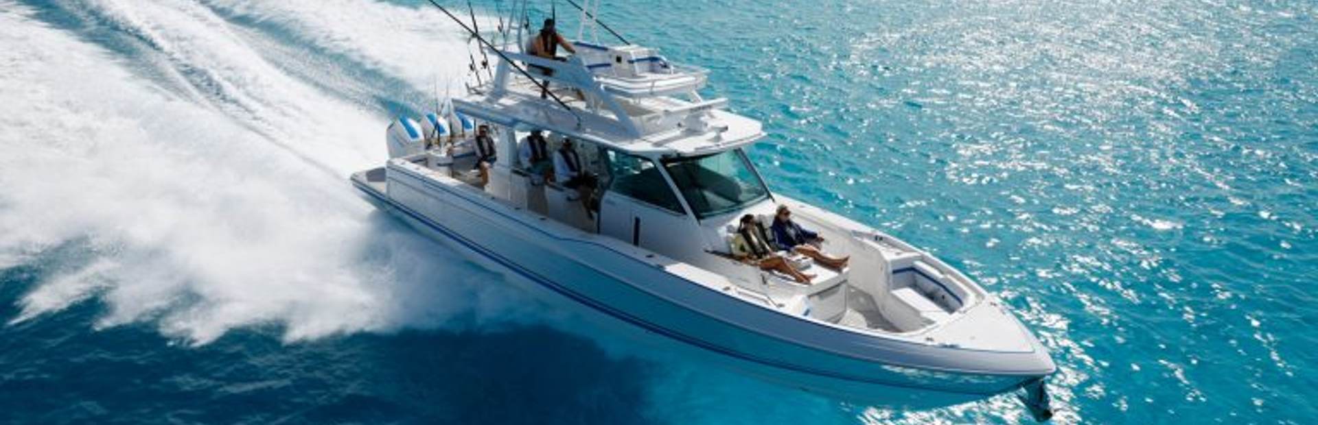 New Formula Center Console Boat 1