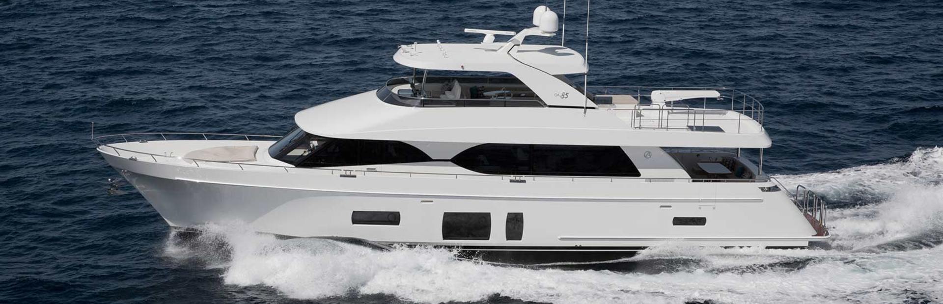 Ocean Alexander 85 Motoryacht (Gen 3, 2017 - 2020), Example 1