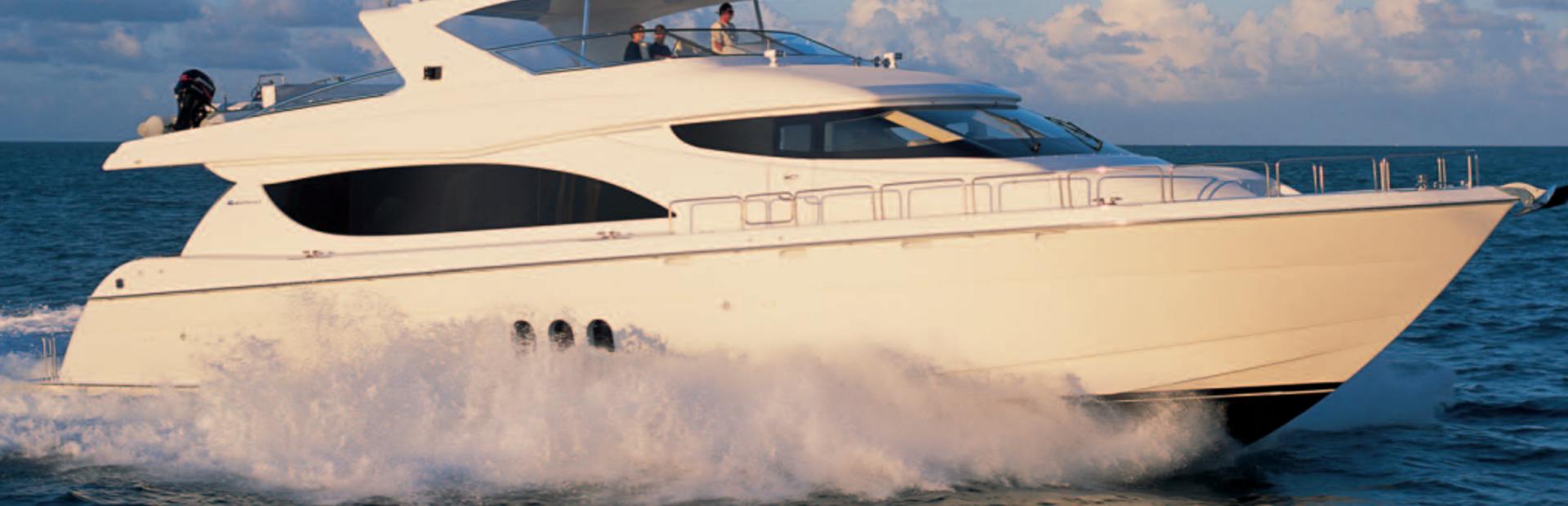 Hatteras 80 Yacht (Mk1, 2004 - 2010), Example 1