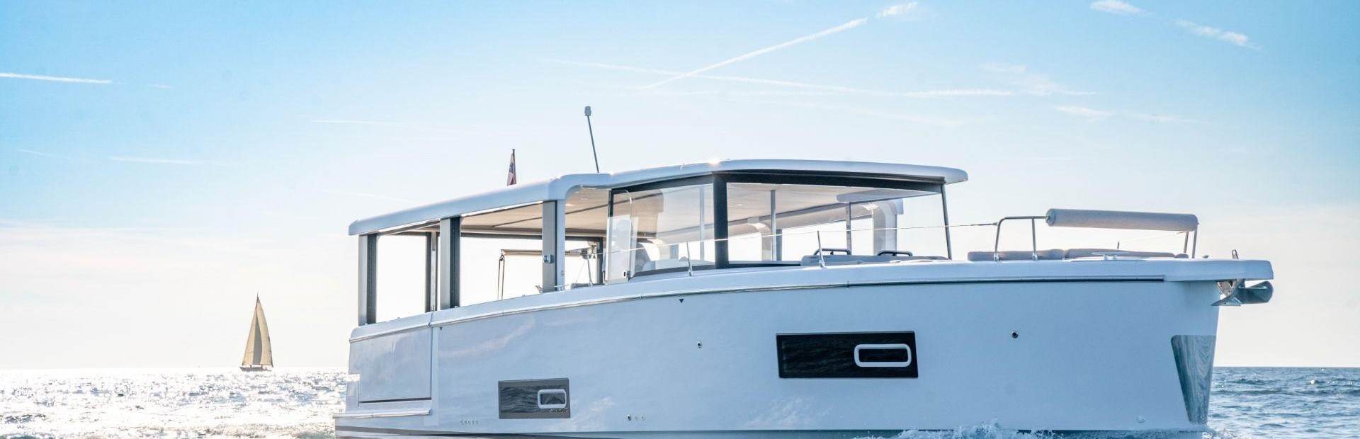 New Jeanneau Sea Loft Boat 1