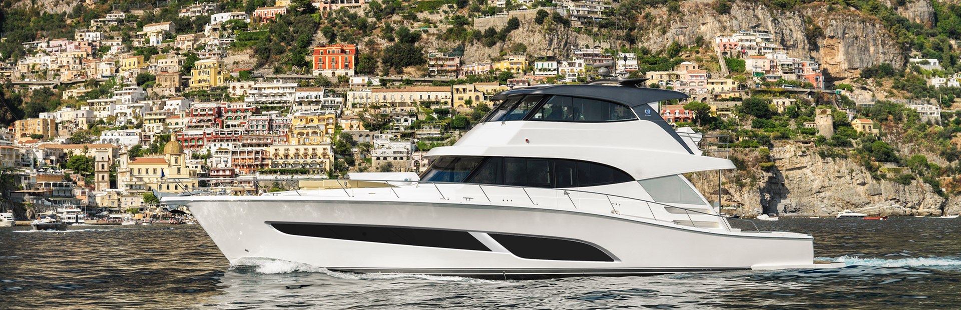 Riviera Yacht, News 1