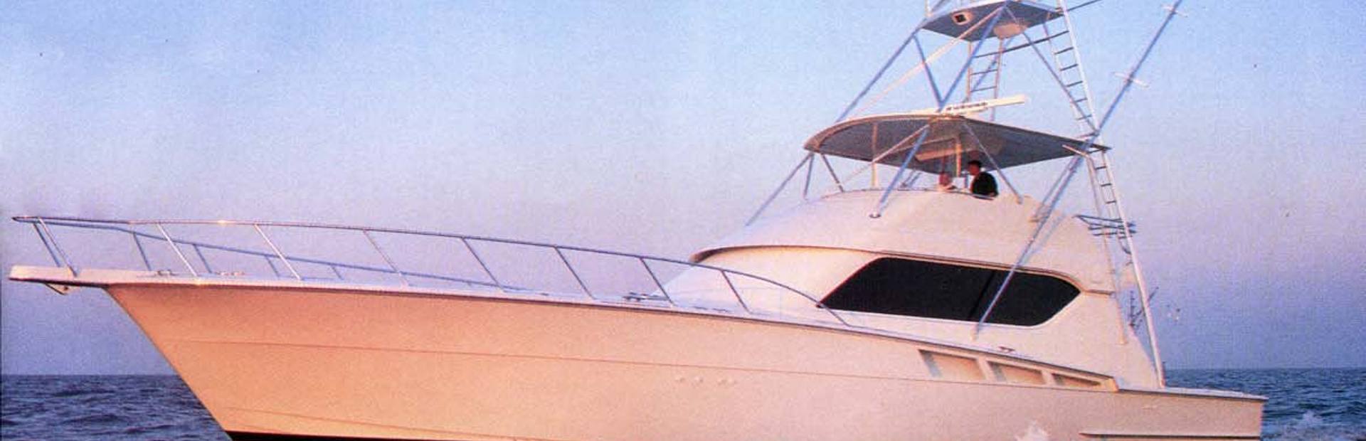 Hatteras 60 Convertible Yacht (Gen 2, 1997 - 2006), Example 1