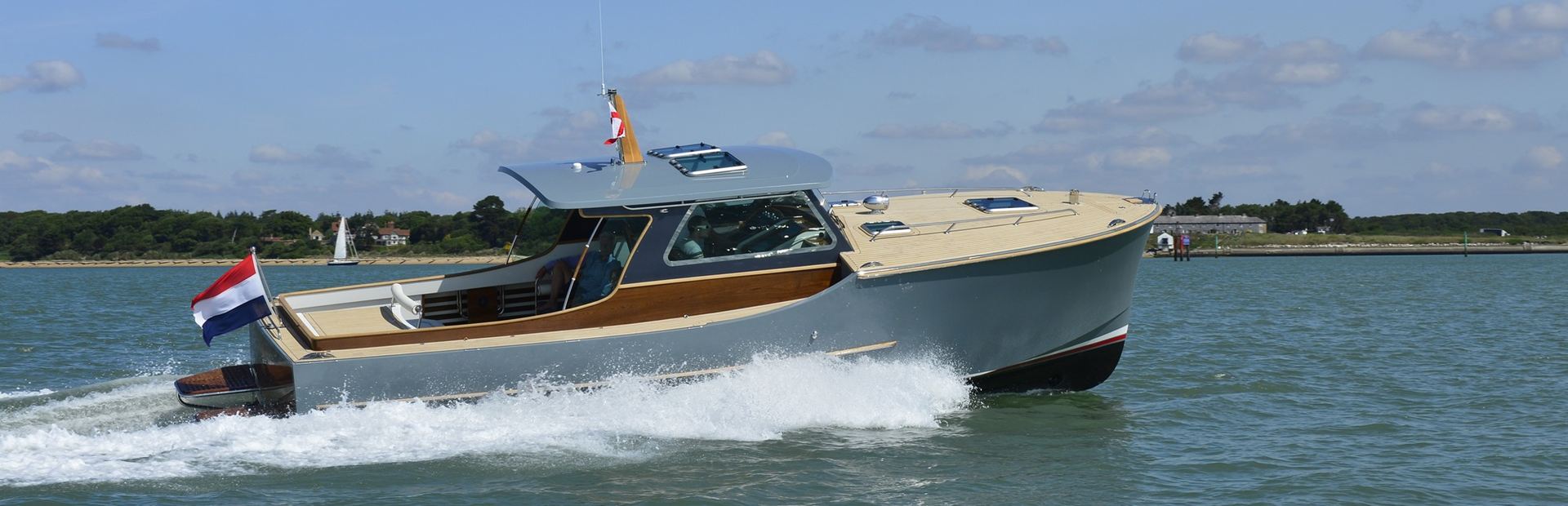 DALE Motor Yachts