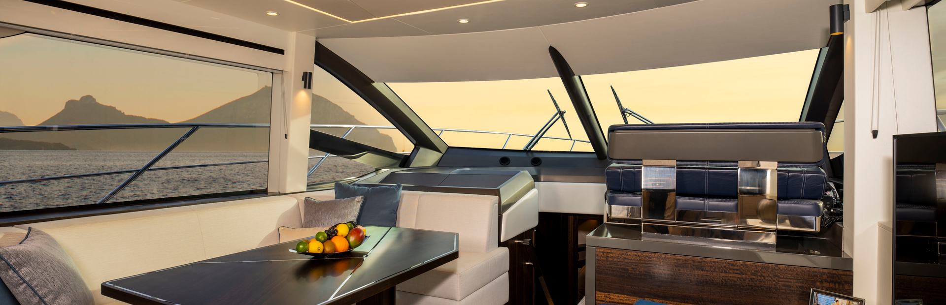 Sunseeker Manhattan Yachts, Example 8