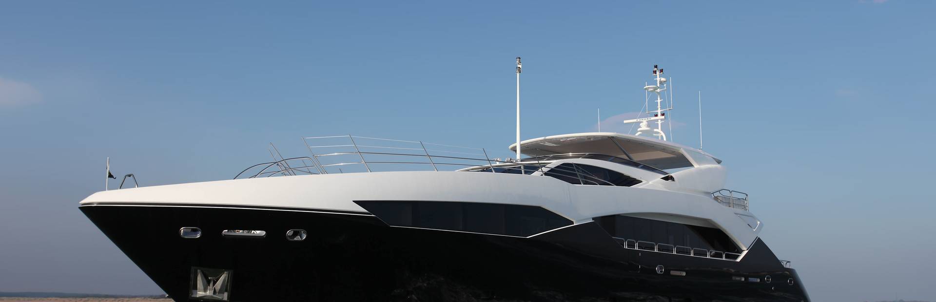 Sunseeker 115 Sport Yacht, Example 1