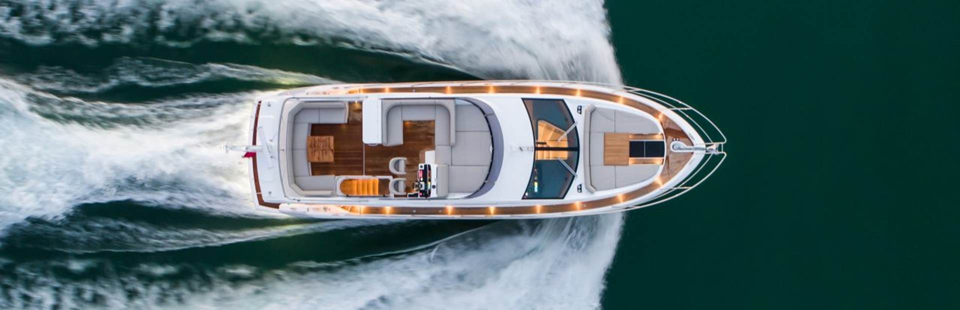 Sunseeker Manhattan Yachts, Example 3