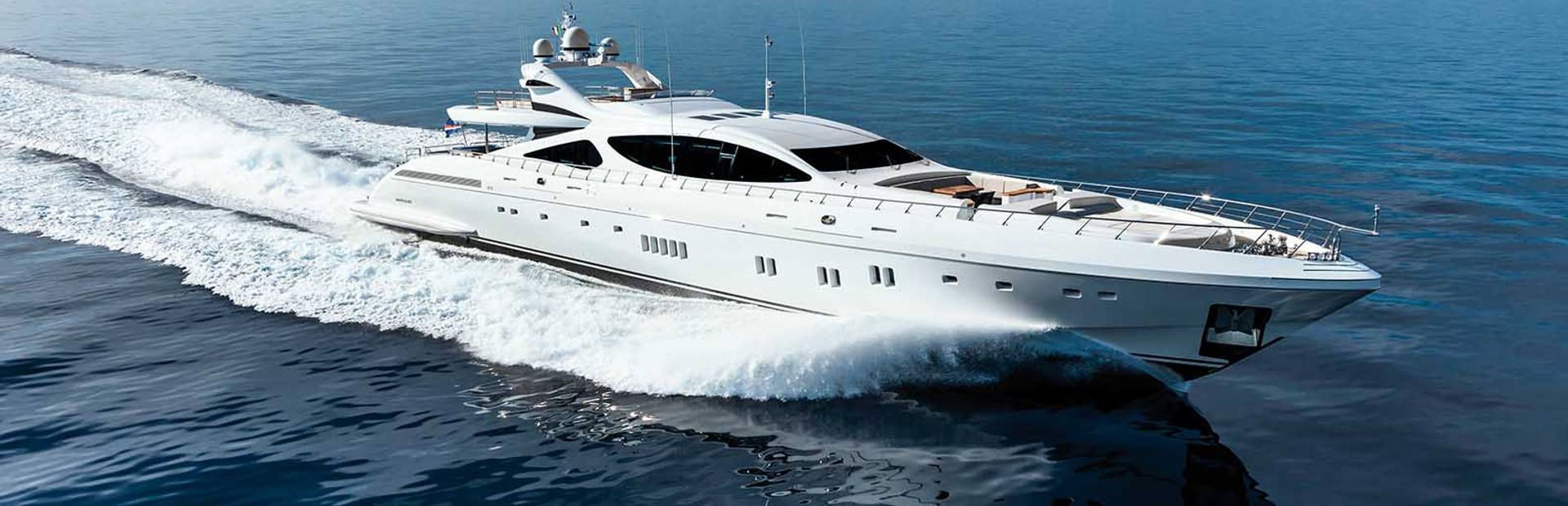 Mangusta 165 Yacht (Mk1, 2007 - 2014), Example 1