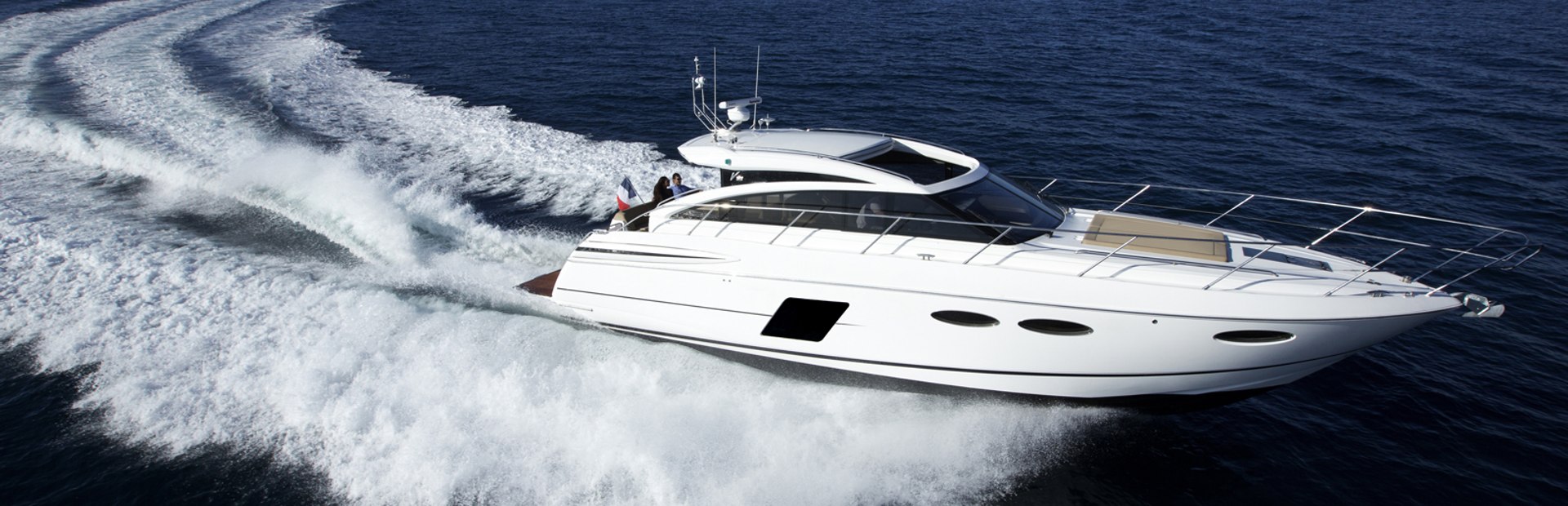 Princess V52 Yachts (Mk3, 2014 - 2016), Example 1