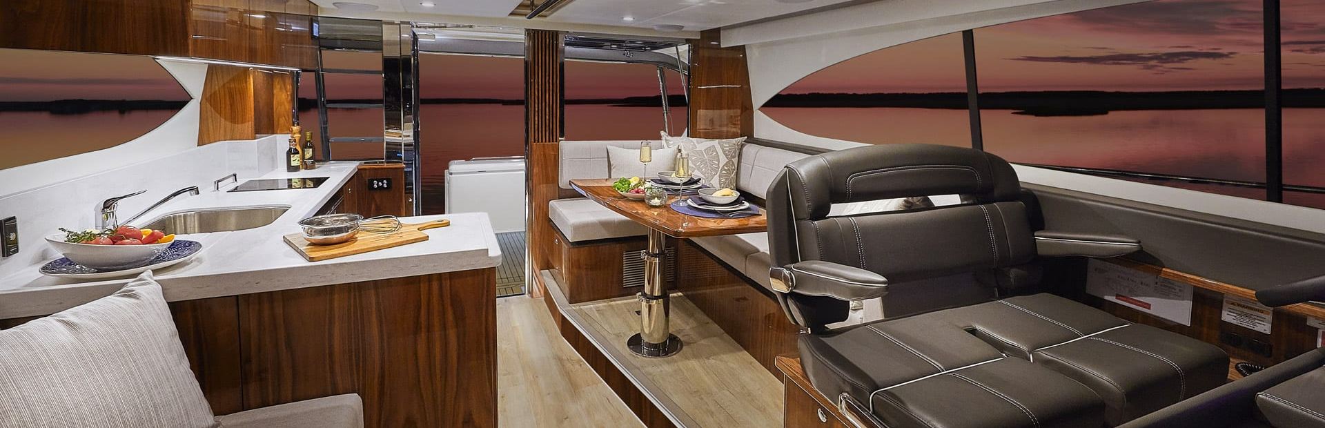 New Riviera Open Flybridge Yacht 12