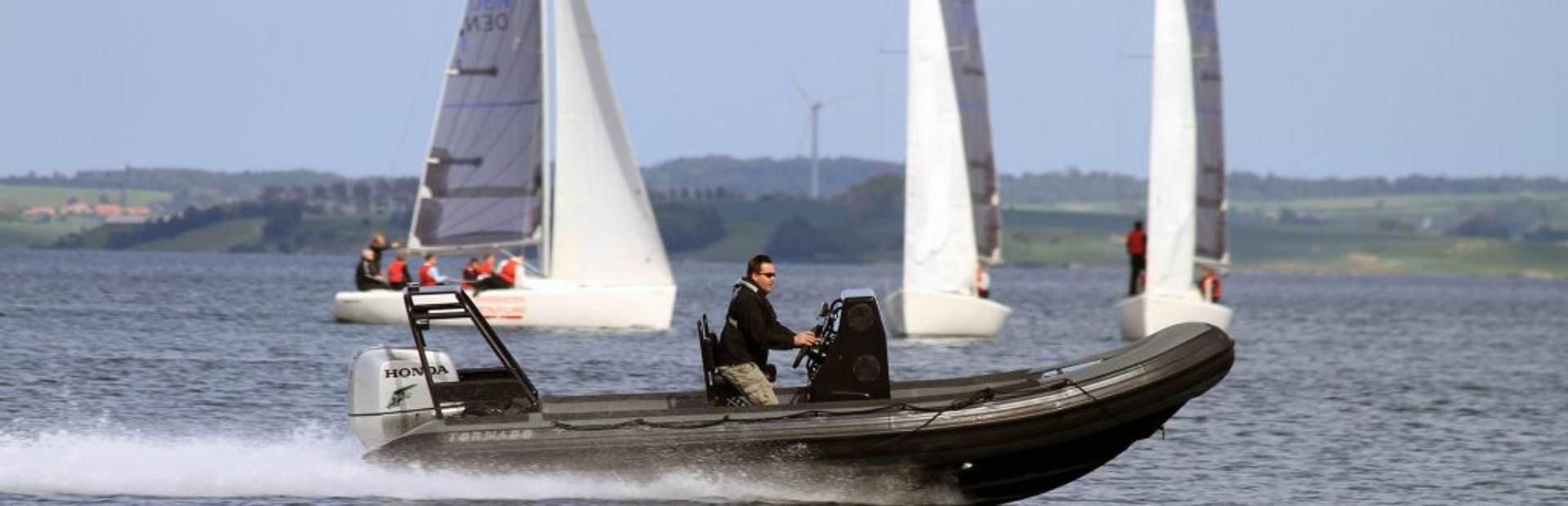                                                 Tornado Boats   6.8M High Performance Rib
                                            