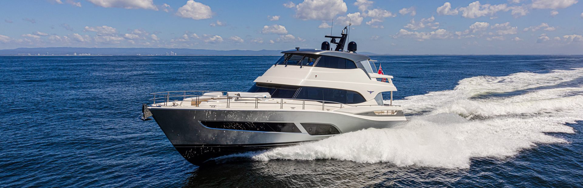 New Motor Yacht 3