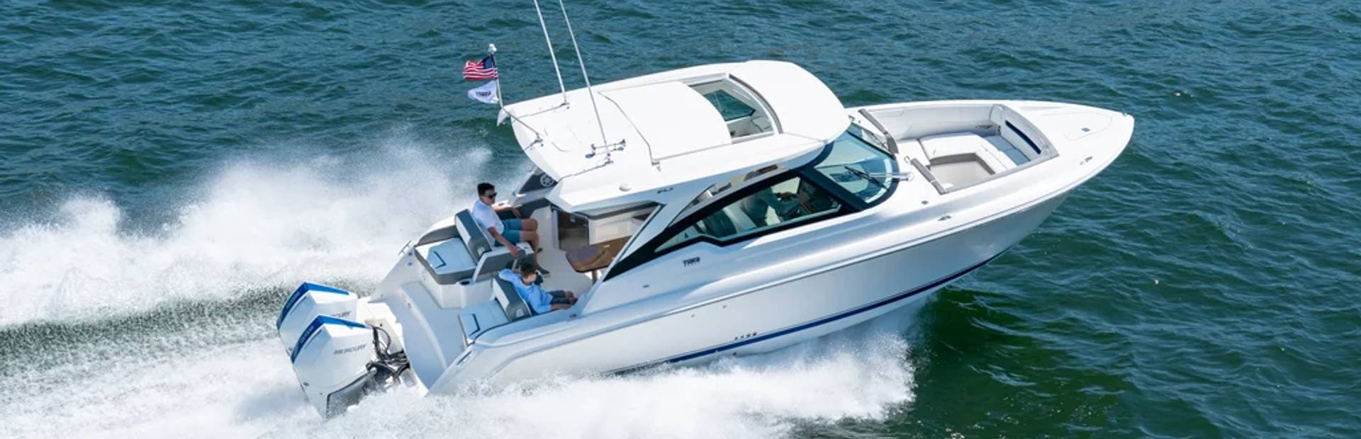 Tiara 34LX Yachts, Example 1