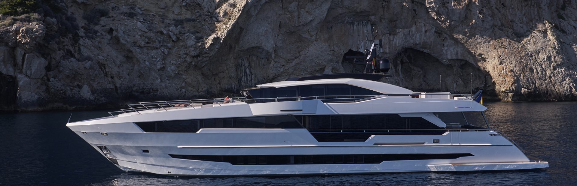 New Astondoa Century Yacht 1