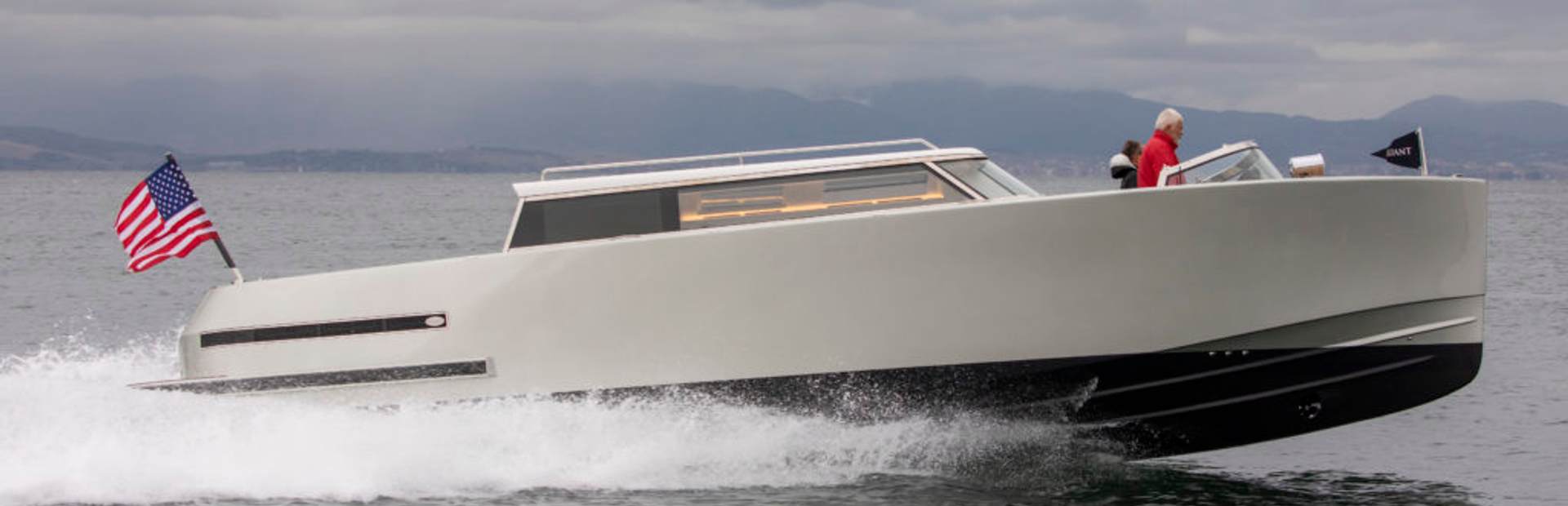                                                 Reliant Yachts   X40T Limousine Tender
                                            