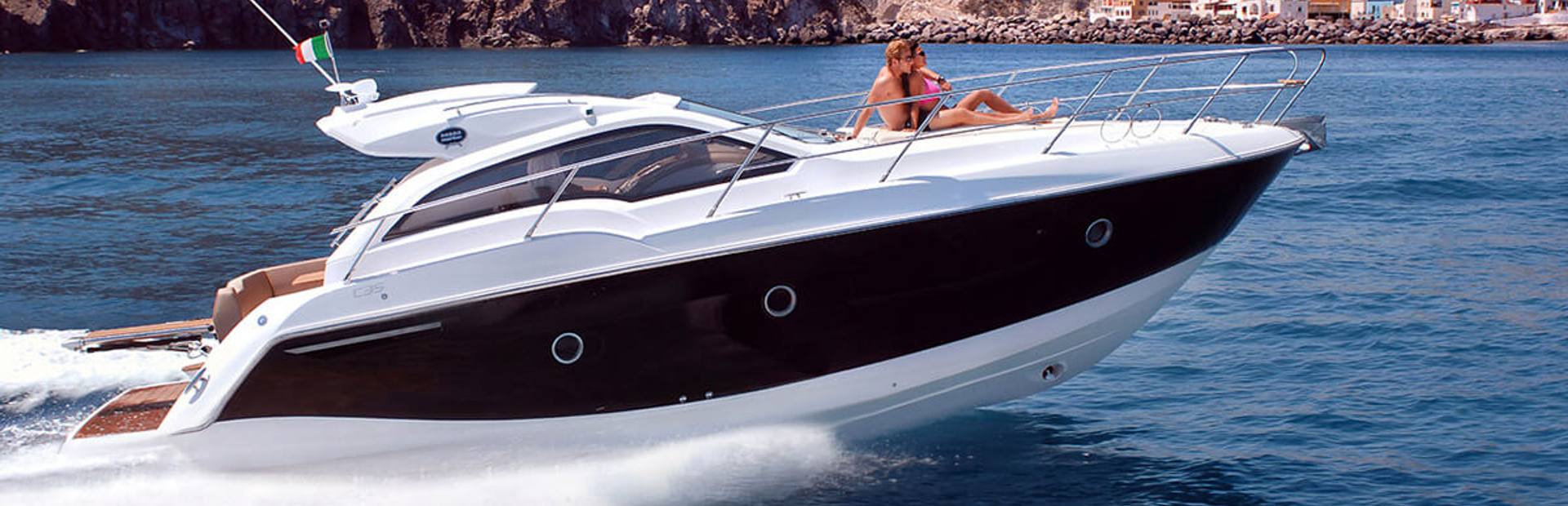 Sessa Marine C35 HT Yacht (Mk1, 2011 - 2019), Example 1