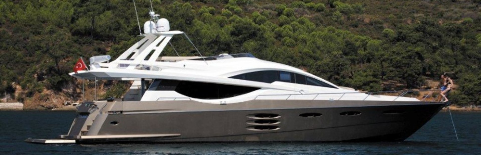 Numarine 78 Fly Yacht (Mk1, 2006 - 2013), Example 1