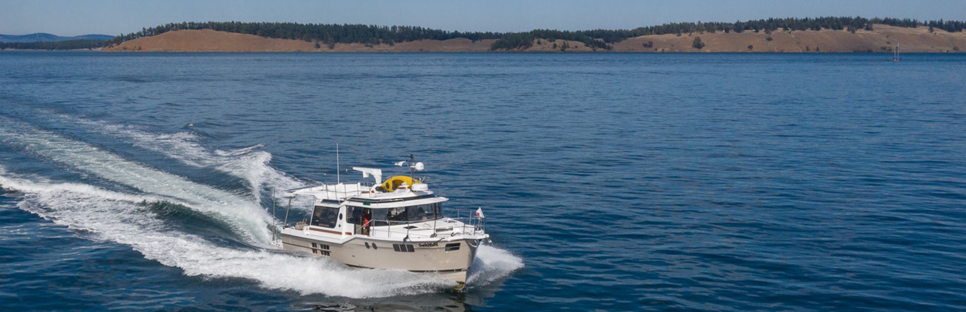 Ranger Tugs R-43 S Boat, Example 1